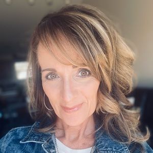 Meet your Posher, Teri